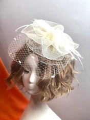 Ivory Handmade Fascinator – Elegant Timeless Headpiece Tea Hat Wedding Fascinator Church Hat Birthday Fascinator Hat Mini Hat