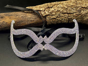 Lavender Crystal Masquerade Mask – Cat Eye Form for a Striking Impression