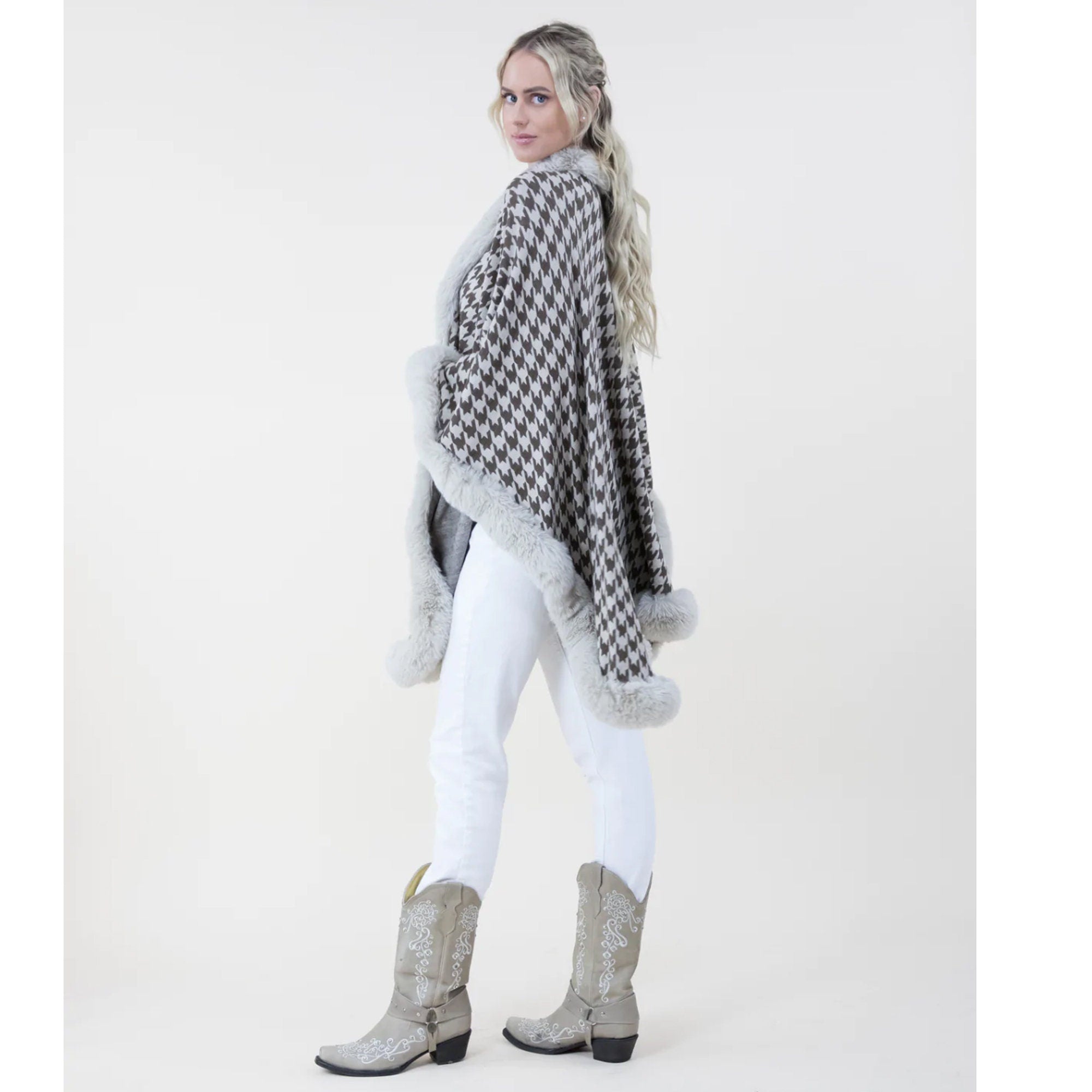 Kozy Chic Faux Fur HOUNDSTOOTH Cape Luxurious Style and Comfort