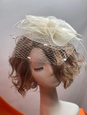 Ivory Handmade Fascinator – Elegant Timeless Headpiece Tea Hat Wedding Fascinator Church Hat Birthday Fascinator Hat Mini Hat