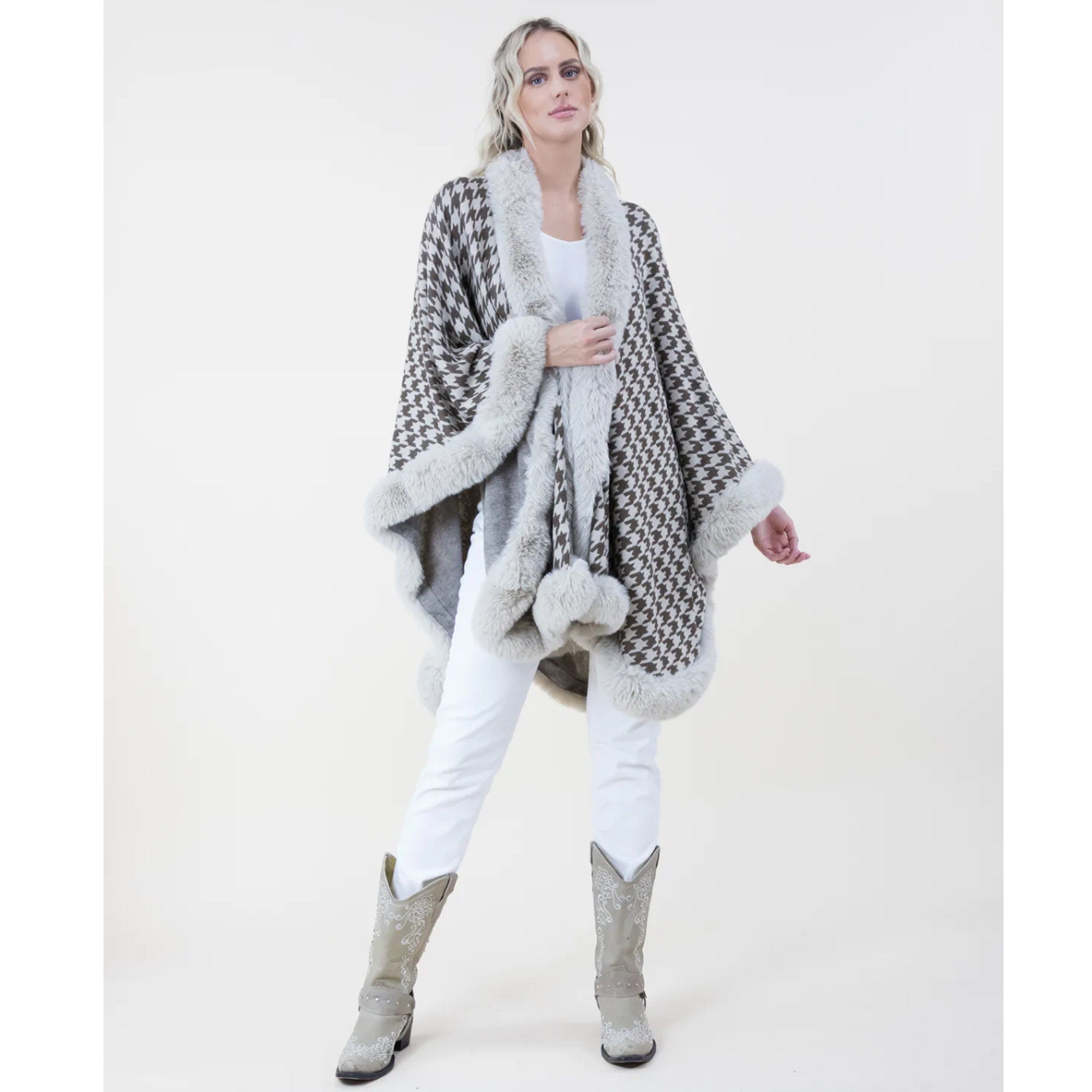 Kozy Chic Faux Fur HOUNDSTOOTH Cape Luxurious Style and Comfort