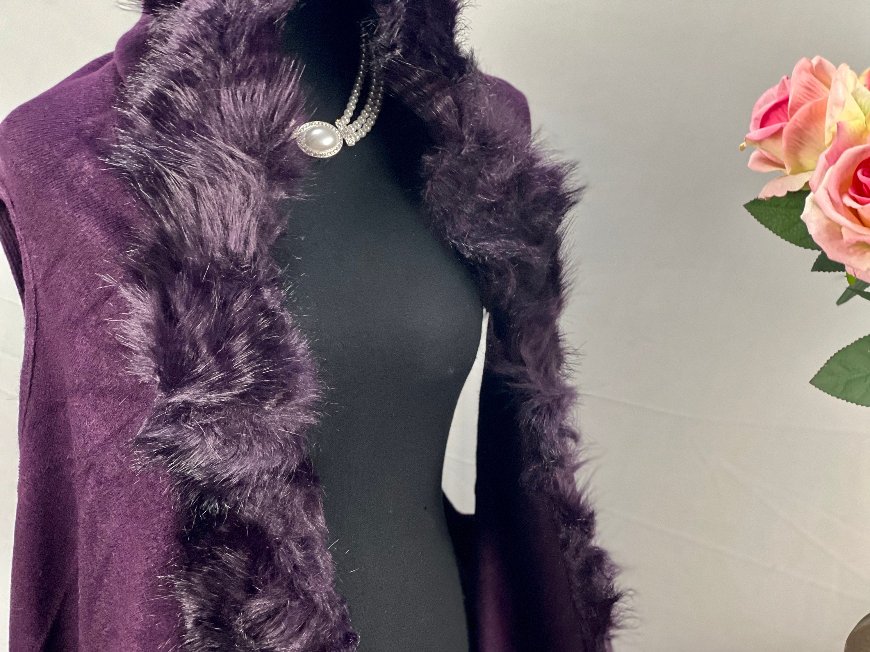 Stunning PURPLE Faux Fur Sleeveless Vest With Hood Adorable Fringe Detail Tassel Ending