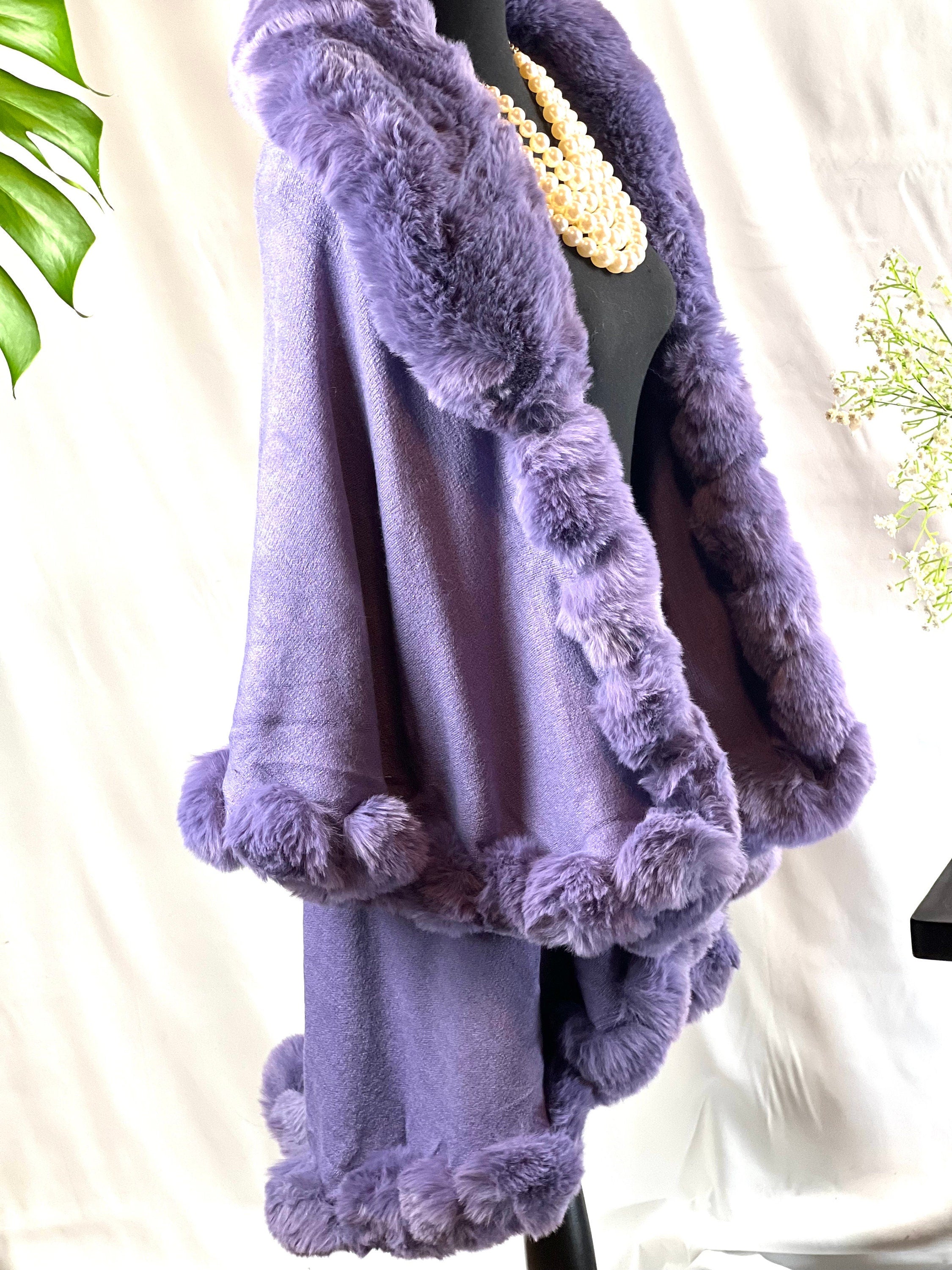 Chic Lavender Purple Faux Fur Cape Double Layer Faux Fur Luxurious Batwing Bridal Coat Evening Party Open Front Cardigan Faux Fur Poncho